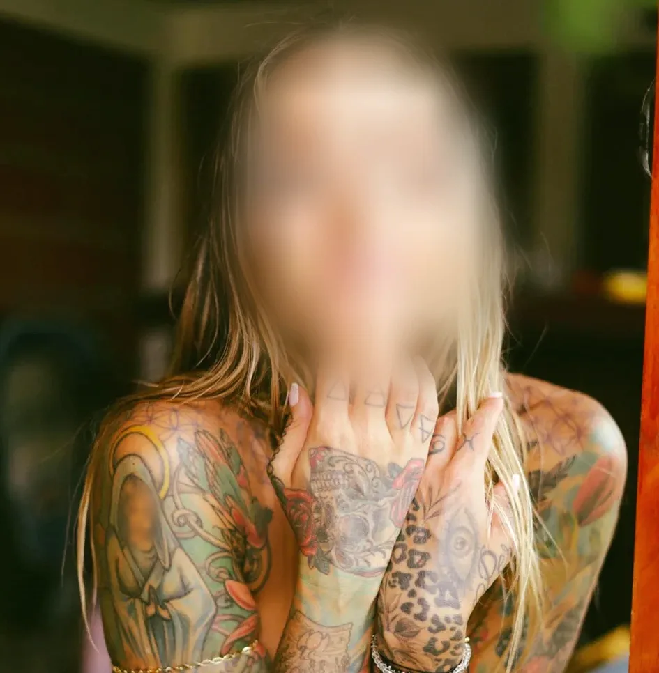 Barbara, 36